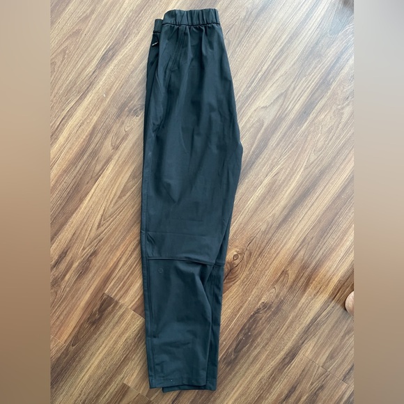 Lululemon, black dress pants, new without tags. Size 4 - Picture 3 of 5